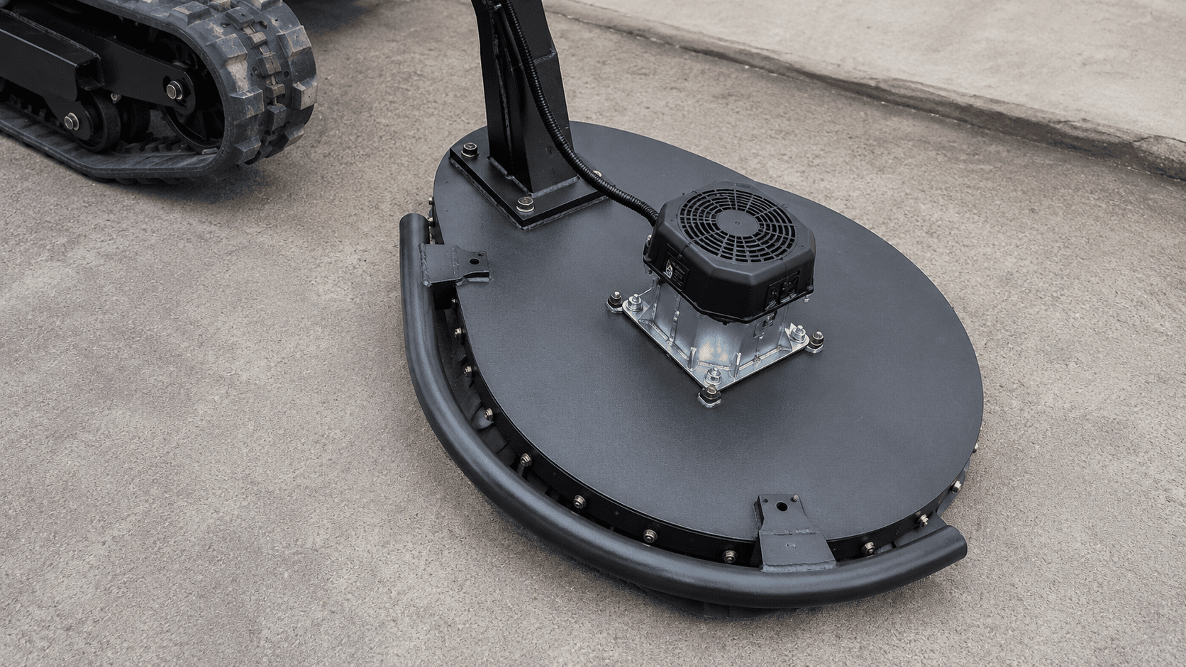 800 Tracked Tank Lawn Mower - view 3